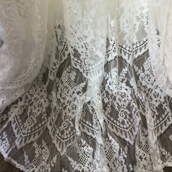 Brand New Wedding dress - Picture 4 of 8